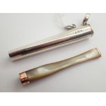 Chester hallmarked silver cheroot holder case containing cheroot holder with 9ct gold mount