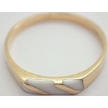 14ct gold enamel set ring size M 1.