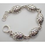 Silver turtle back effect bracelet L: 18