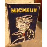 Cast iron Michelin Man sign 25 x 18 cm