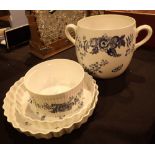 Four pieces of Royal Worcester in the Rh