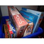Box of mixed jigsaws ( unchecked )