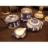 Victorian Wedgwood blue jasperware teapo