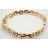 14ct gold bracelet 14.