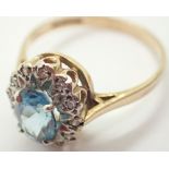 9ct gold and aquamarine ring 2.