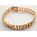 14ct gold bracelet 19.