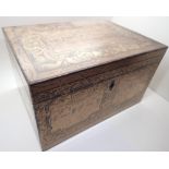 Large Oriental gilt painted lacquered box 28 x 21 x 21 cm H CONDITION REPORT: Some