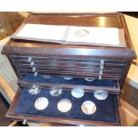 John Pinches 1974 Leonardo Da Vinci set of silver medallions in a fitted case 2,