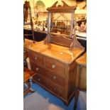 Victorian dressing table with central mirror and three drawers 91 x 48 cm