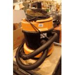 Vax 2000 vacuum cleaner CONDITION REPORT: All electrical items in this lot have