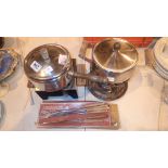 Two retro fondu sets with forks