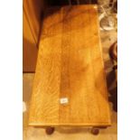 Vintage oak coffee table with cabriole legs