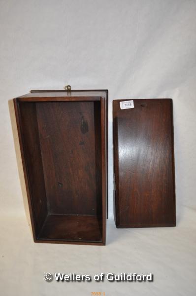 *A mahogany candle box with sliding lid, 12 x 36.5 x 18.5cm. (Lot Subject to VAT) - Bild 2 aus 2