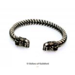 A Silver Bracelet with dragon head to ends, 49.2g