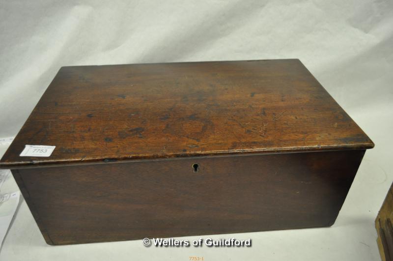 *Mahogany storage box and another cutlery box (2) (Lot Subject to VAT) - Image 2 of 3