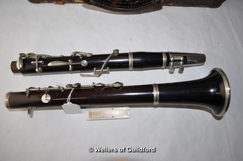 *A Robert Durand et Cie, Paris, blackwood clarinet, cased. (Lot is subject to VAT) - Image 4 of 5