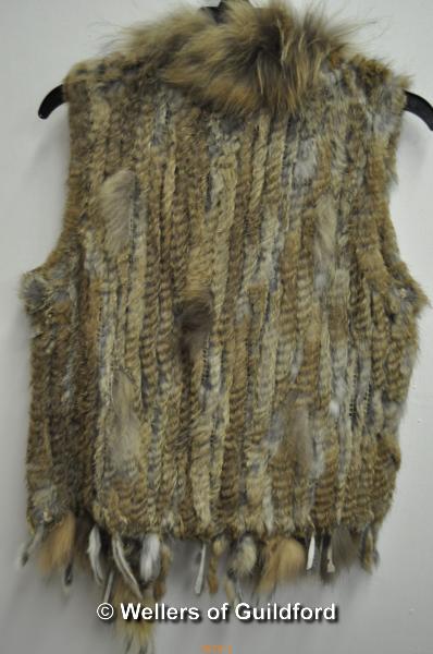 *Brown fur gillet (Lot subject to VAT) - Image 2 of 2