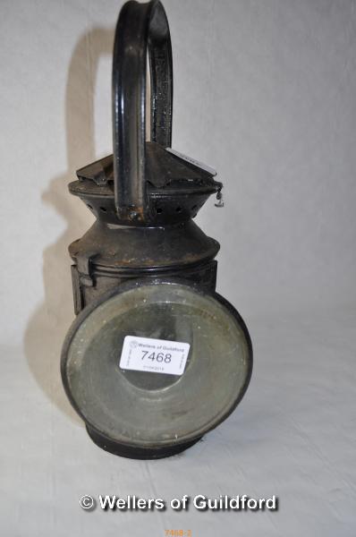 A black tin lamp, 32cm. - Image 3 of 3