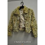 *Fur jacket with leopard print design (Lot subject to VAT)