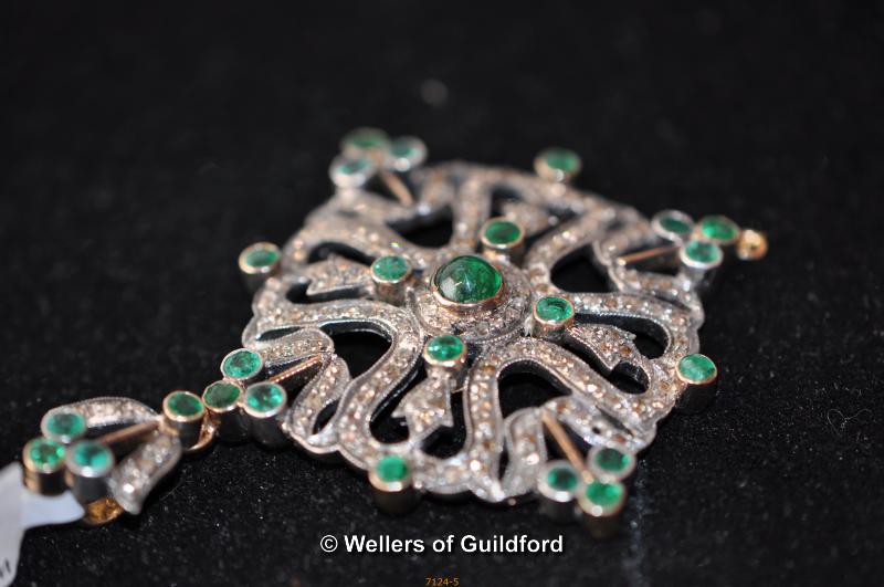 Vintage Art Deco emerald and diamond pendant with matching earrings and ring, set in silver and 18ct - Image 6 of 7