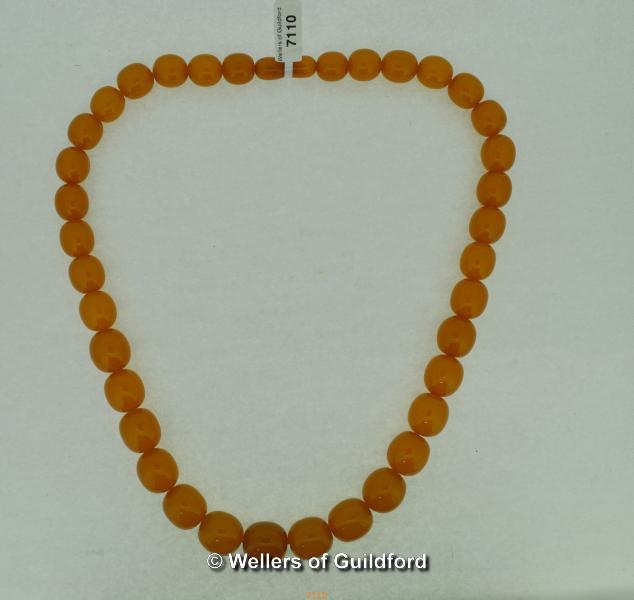 Russian Butterscotch egg yolk amber necklace, 54g