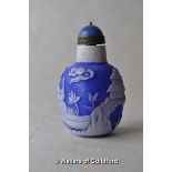 A Chinese blue and white cameo glass snuff bottle of square section.