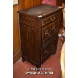 CONTINENTAL OAK CUPBOARD WITH FRIEZE DRAWER OVER CUPBOARD ENCLOSING SHELVES, 111CM X 76CM