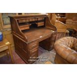 1920S OAK TAMBOUR FRONT ROLL TOP DESK, 136CM WIDE