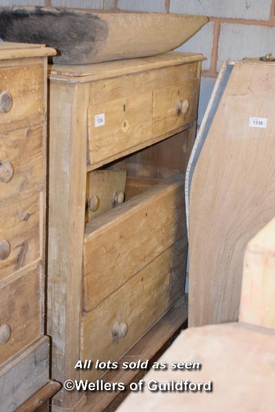 STRIPPED PINE CHEST OF DRAWERS COMPRISING TWO SMALL OVER THREE LONG DRAWERS