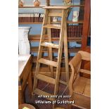 PINE STEP LADDER