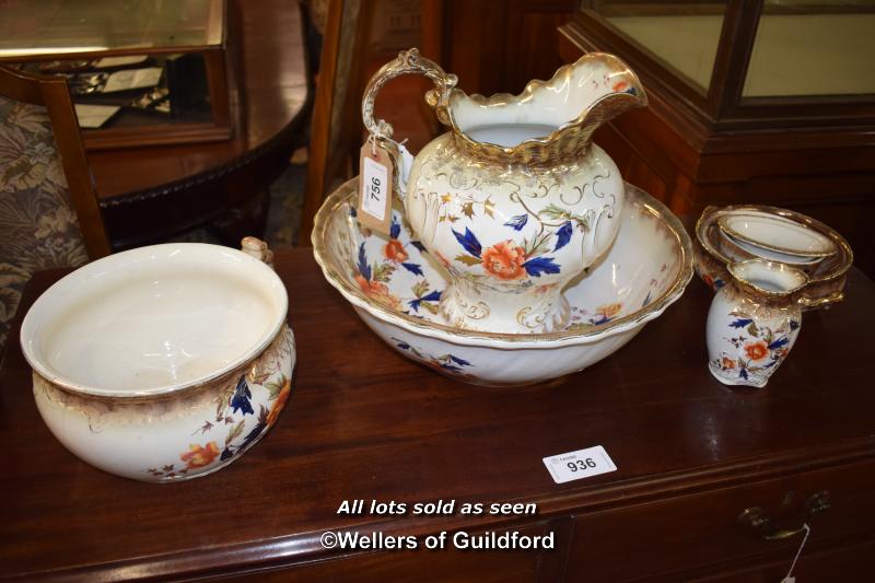 COLLECTION OF PORCELAIN INCLUDING JUG AND BASIN