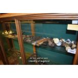 LONG SHELF OF MIXED DOOR ACCESSORIES INCLUDING BRASS KNOBS AND KNOCKERS