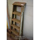 PINE STEP LADDER