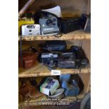 QUANTITY OF VINTAGE CAMERAS