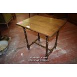 OAK SQUARE TOP OCCASIONAL TABLE ON TURNED SUPPORTS, 69CM X 56CM