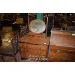 EDWARDIAN INLAID MAHOGANY DRESSING CHEST, 91CM WIDE