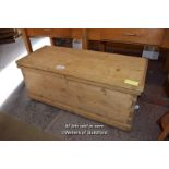 PINE BLANKET BOX WITH IRON HANDLES, 102 CM WIDE