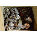 BOX OF MIXED FURNITURE CASTORS