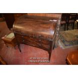 GEORGE III MAHOGANY CYLINDER BUREAU, THE ROLL FRONT ENCLOSING A NICELY FITTED INTERIOR WITH