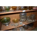 SMALL SHELF OF MIXED GLASSWARES