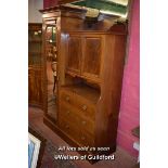 EDWARDIAN INLAID MAHOGANY WARDROBE UNIT, MIRRORED DOOR BESIDE TWO DOORS WITH OPEN SHELF AND THREE