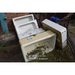 MIXED BUTLER SINKS AND SHOWER TRAYS