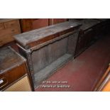 EARLY 19TH CENTURY MAHOGANY OPEN BOOKCASE