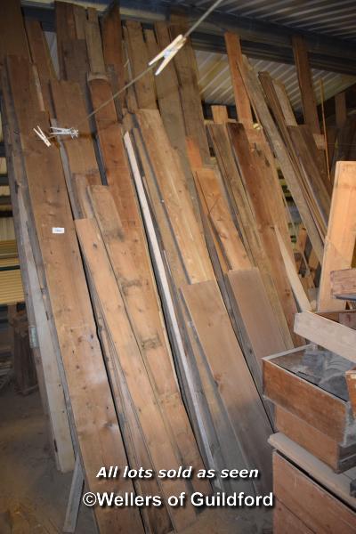 LARGE QUANTITY OF MIXED RECLAIMED WOODEN FLOORING