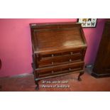 EDWARDIAN MAHOGANY BUREAU, FALL FLAP OVER THREE LONG DRAWERS, 84CM WIDE