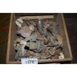 BOX OF MIXED FURNITURE CASTORS