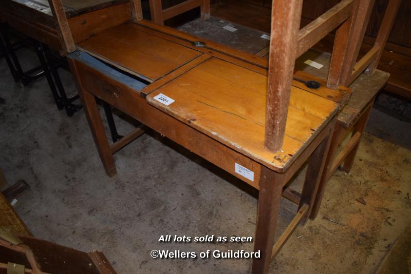 VINTAGE DOUBLE SCHOOL DESK