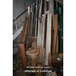 LARGE QUANTITY OF MIXED TIMBER INCLUDING COLUMNS ETC