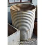 *CYCLINDRICAL GALVANISED TANK