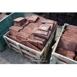 *CRATE CONTAINING A LARGE QUANTITY OF PLAIN ROOF TILES